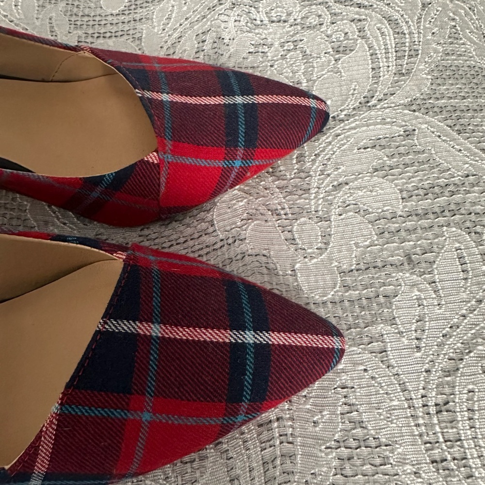 Sole Society Red Plaid Heels - Picture 5 of 6